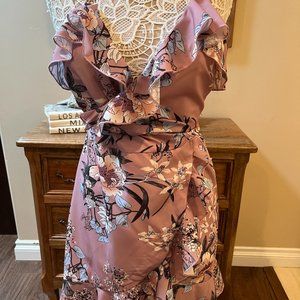 624 EUC SHEIN Floral Wrap Dress
